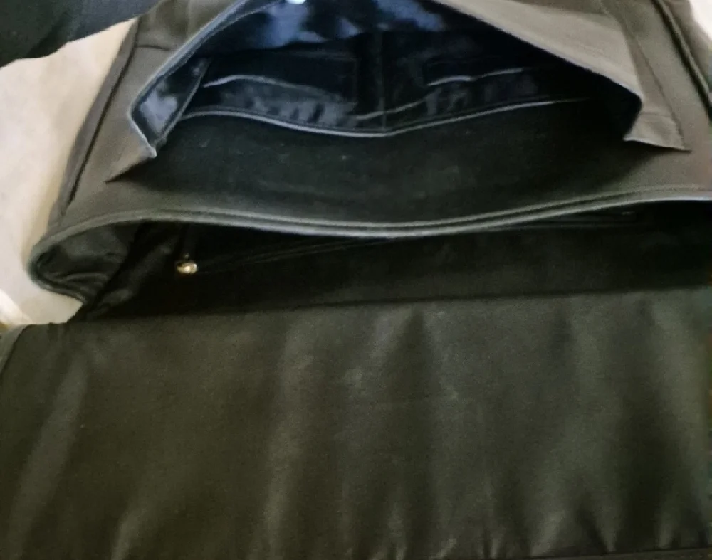 Classic Black Leather Men's Bag